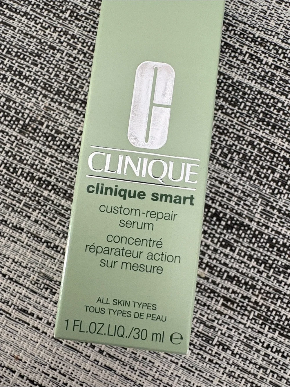 New Rare Clinique Smart Custom-Repair Serum 1 oz